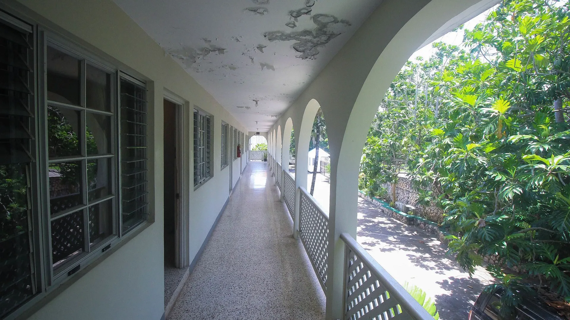 Sahara Hostel Montego Bay Jamaika