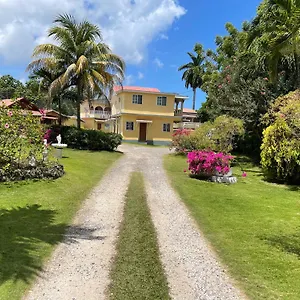 Little Shaw Park Apartment Ocho Rios
