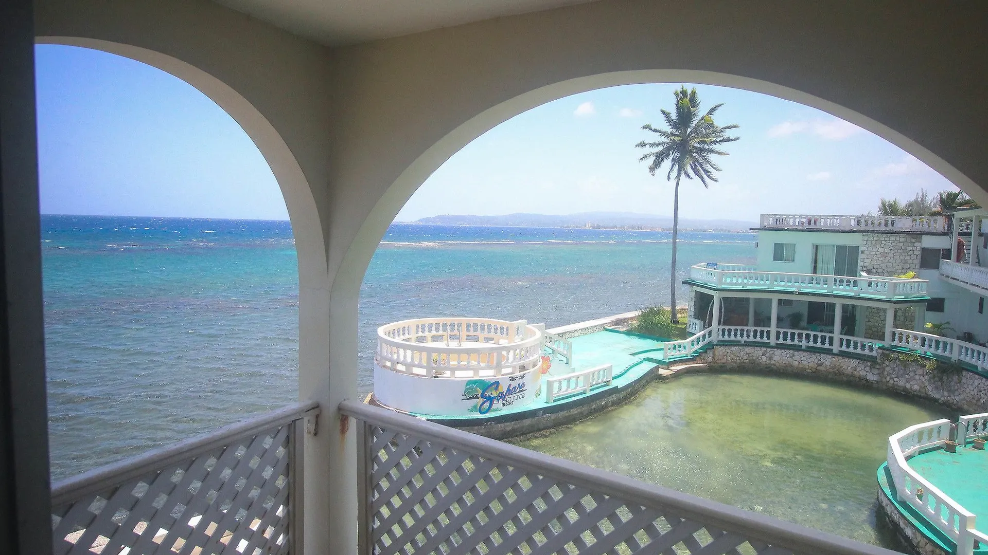 Sahara Hostel Montego Bay